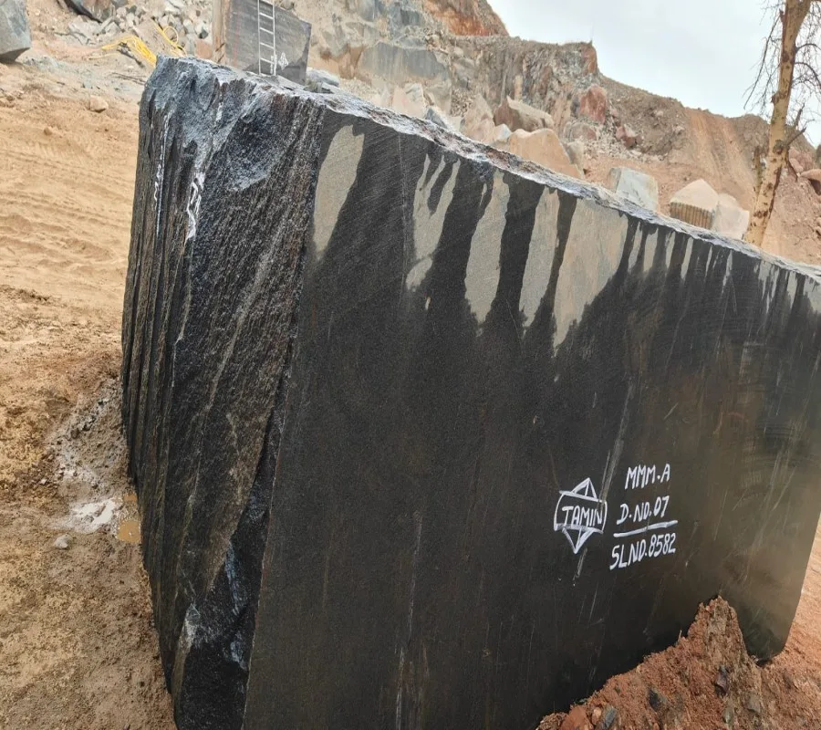 G20 Bengal Black Rough Granite Blocks - Image 2