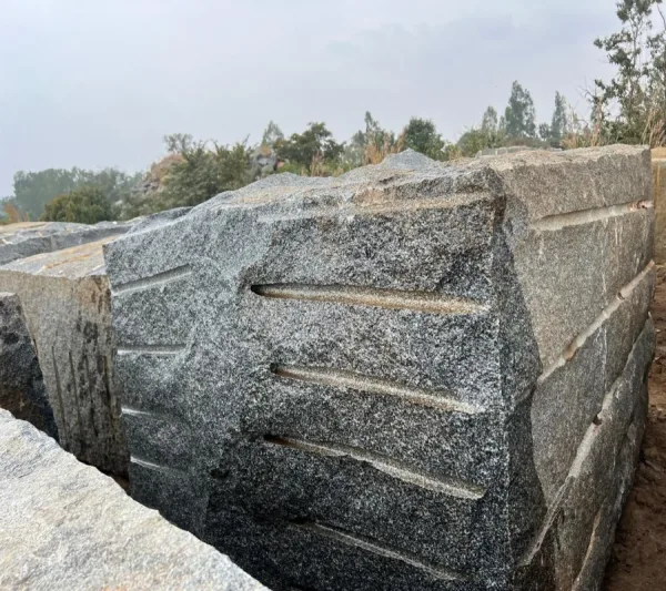Royal black Granite Blocks - Image 3