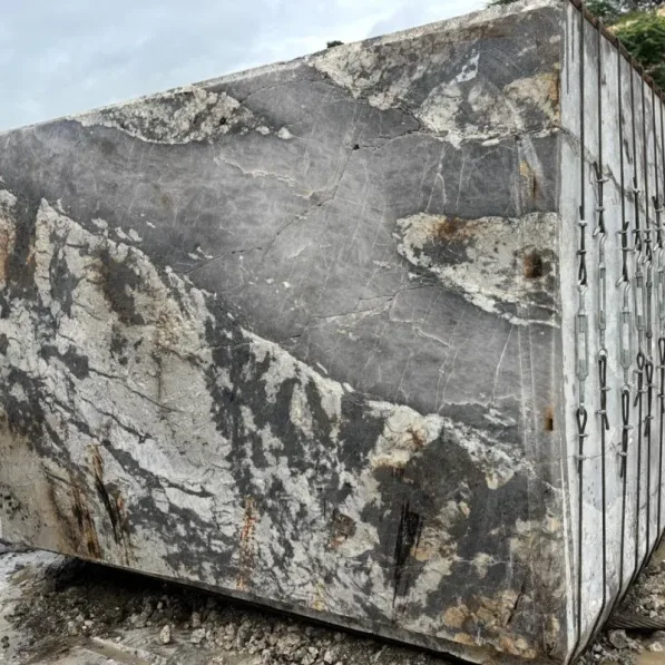 Large block of gray Patagonia Quartzite Block