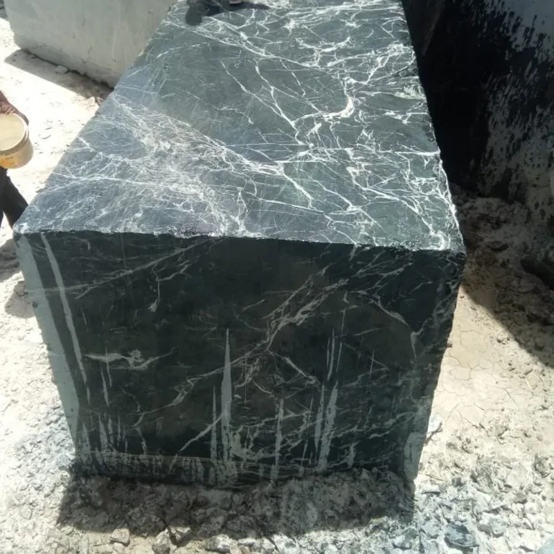 Spider-green-marble-block-front